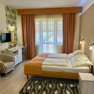 Hotel Negy Evszak Superior